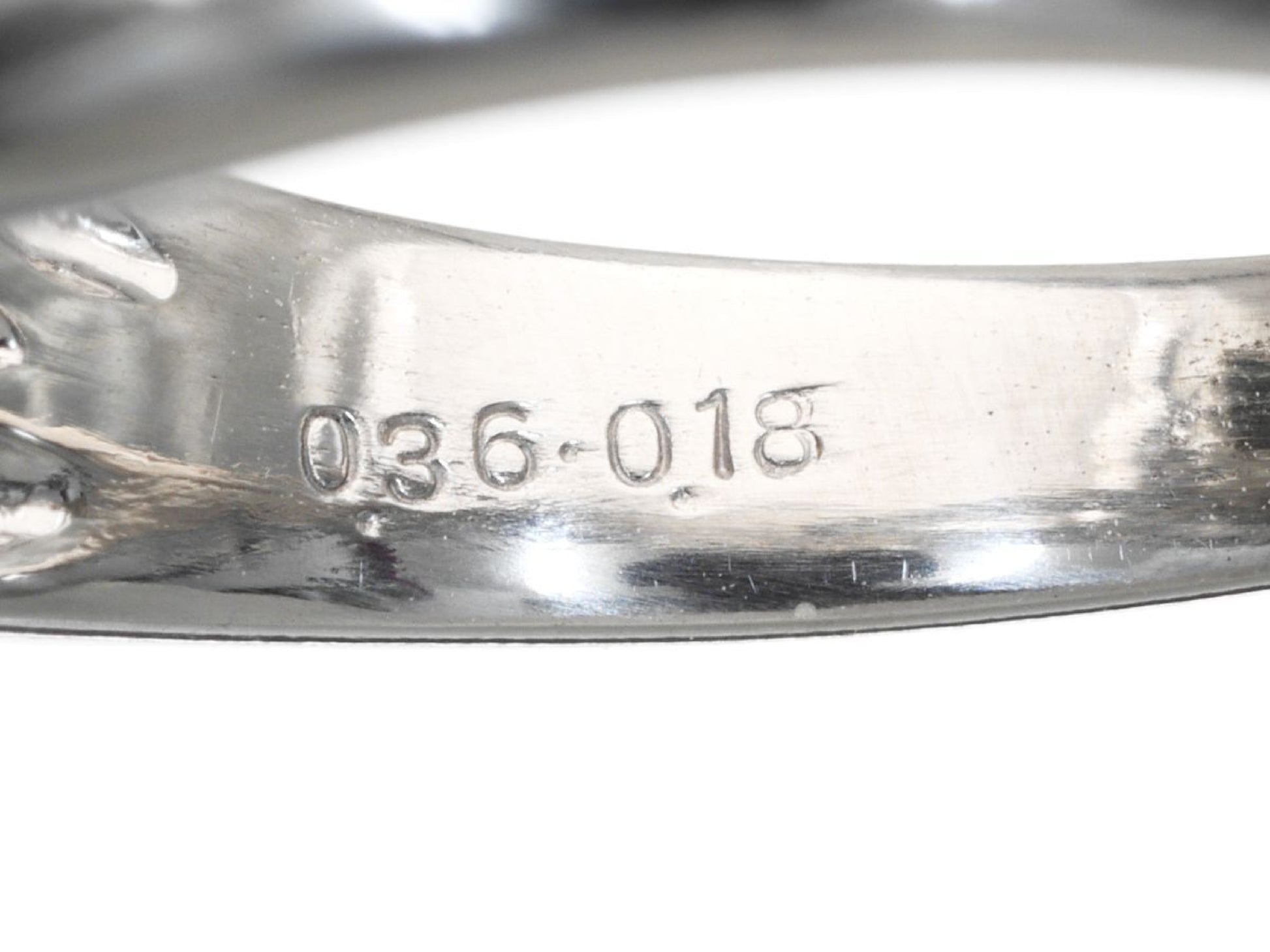 D0.36/0.18ct Pt900 6.5g Ring 