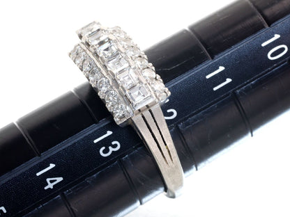 D0.57/0.33ct Pt900 5.9g Ring 