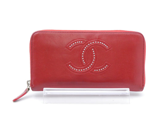CHANEL Coco Mark Leather Stud Wallet