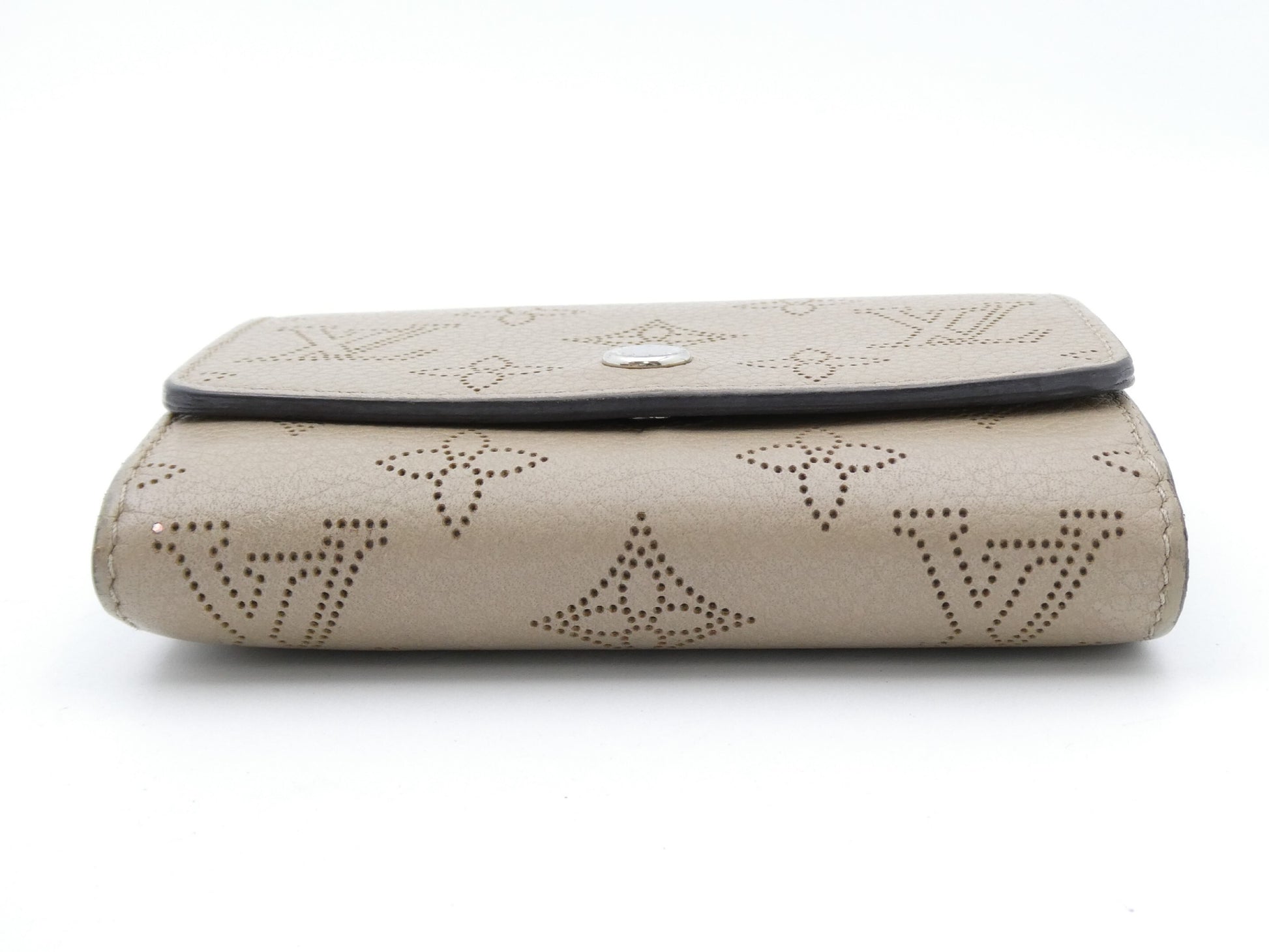 LOUIS VUITTON Mahina Portefeuille Iris Compact Wallet
