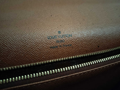 LOUIS VUITTON M51190 Monogram Louis Vuitton Handbag Monogram Monceau Handbag