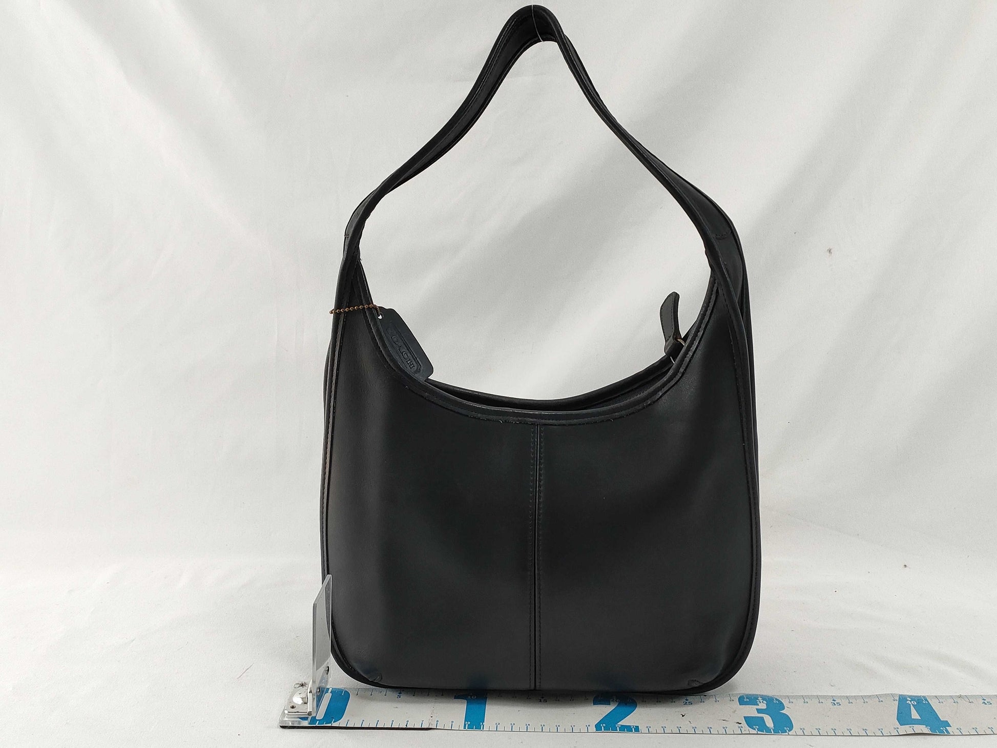 COACH Old Coach Leather One-Shoulder Bag 9033