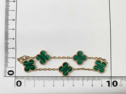 Van Cleef & Arpels Vintage Alhambra Malachite Bracelet/Bangle in Yellow Gold and Au750, 12.6g 