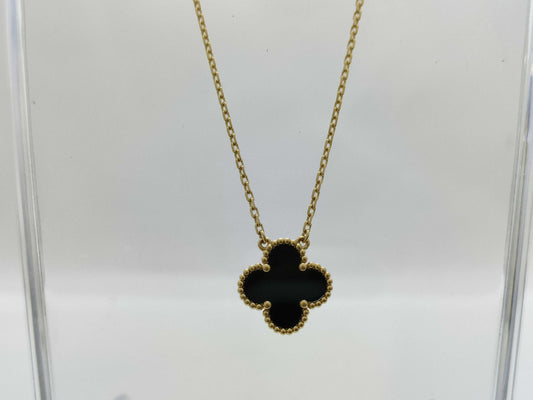 Van Cleef & Arpels Vintage Alhambra Onyx Necklace in Yellow Gold and Au750, 5.3g 