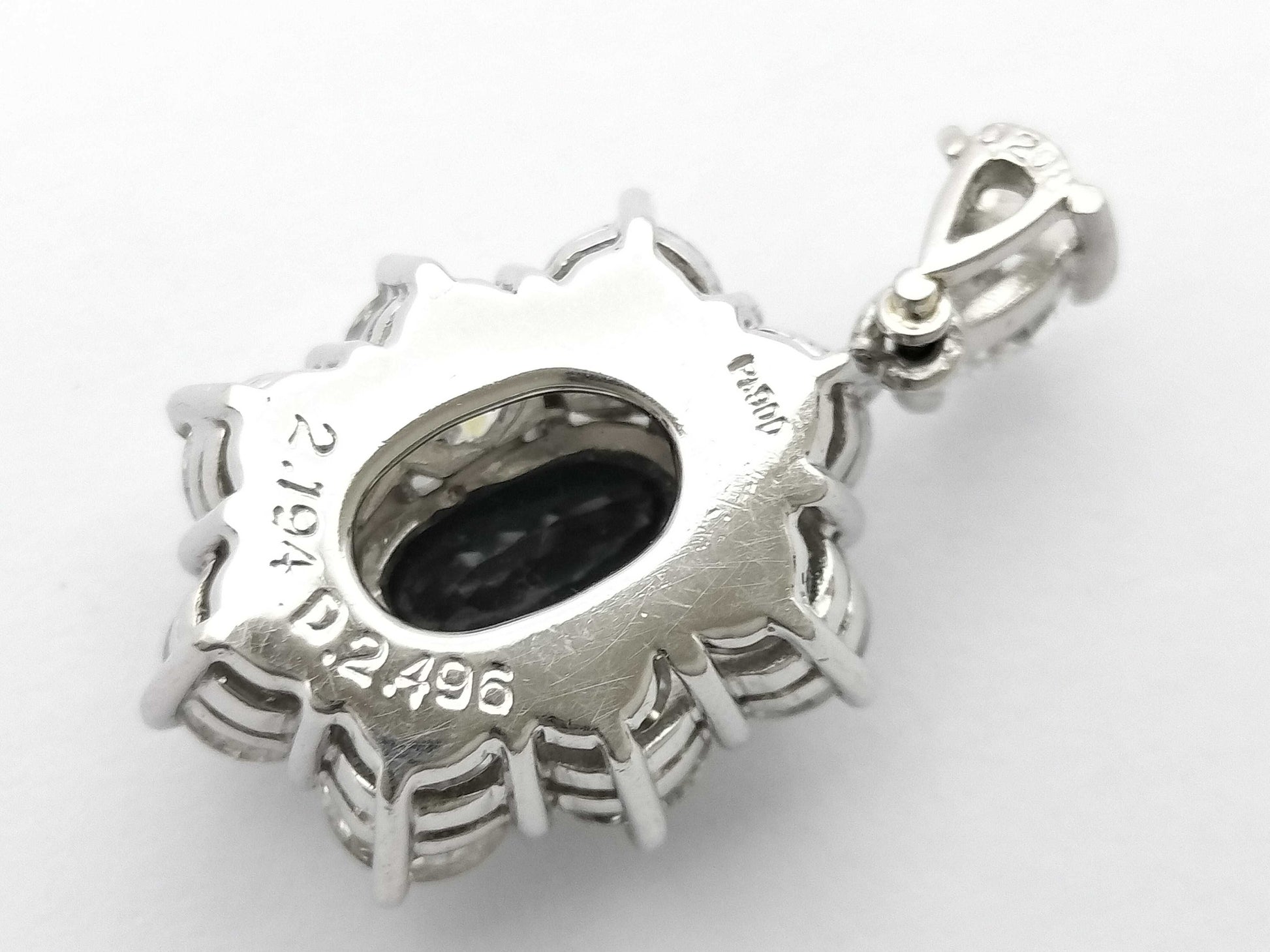 AX 2.194ct D 2.496ct/0.208ct PT900 6.3g Pendant Top 