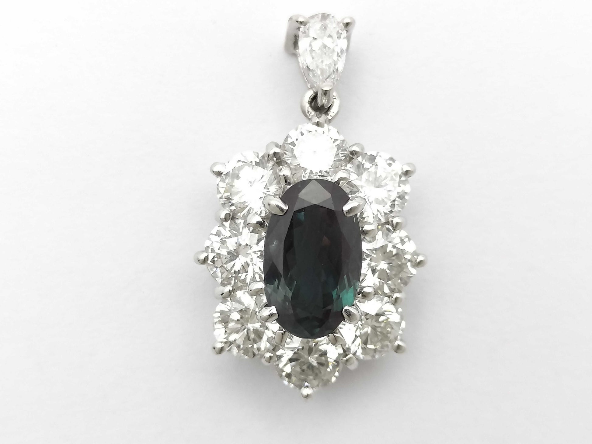 AX 2.194ct D 2.496ct/0.208ct PT900 6.3g Pendant Top 
