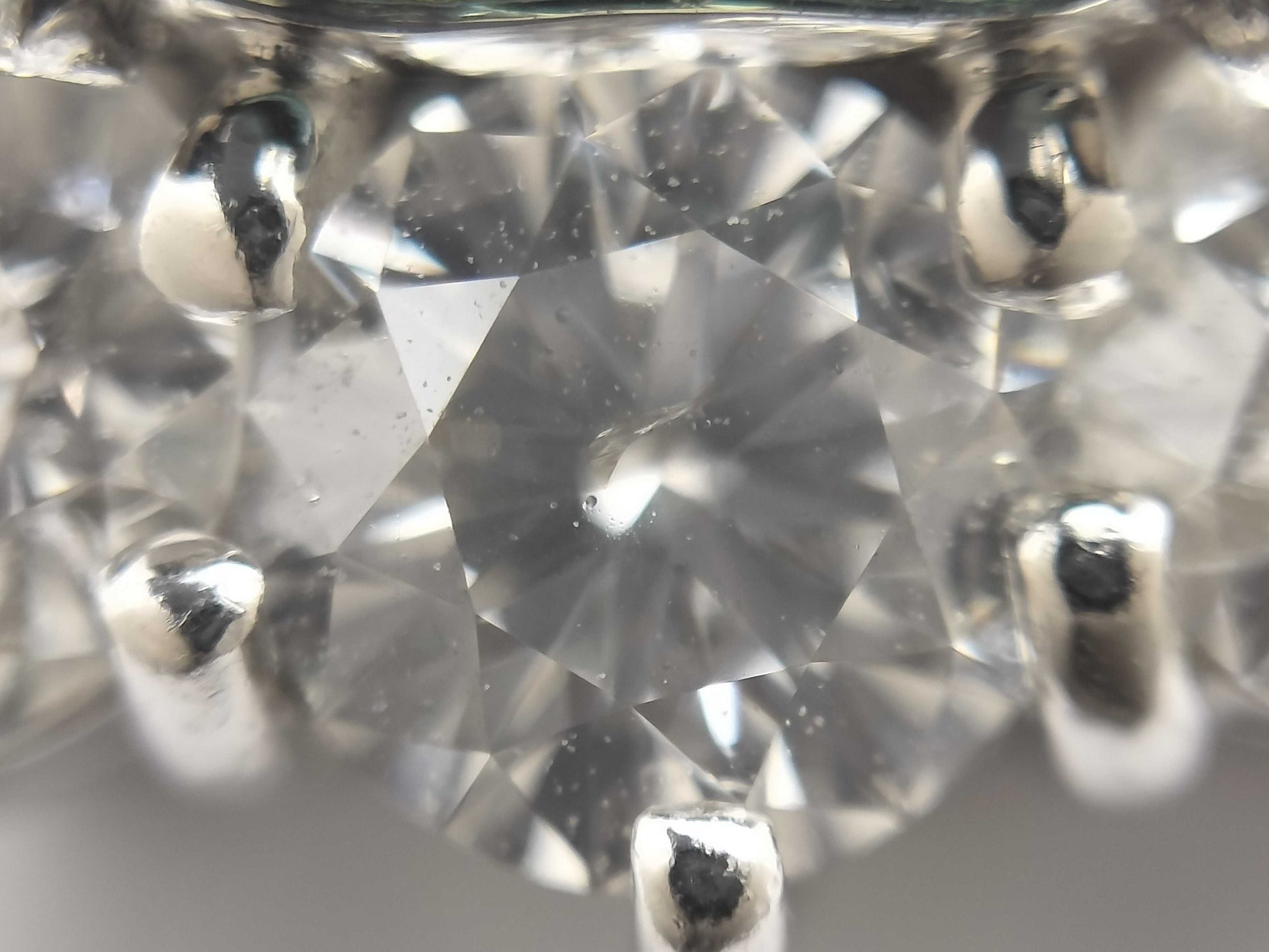 AX 2.194ct D 2.496ct/0.208ct PT900 6.3g Pendant Top 