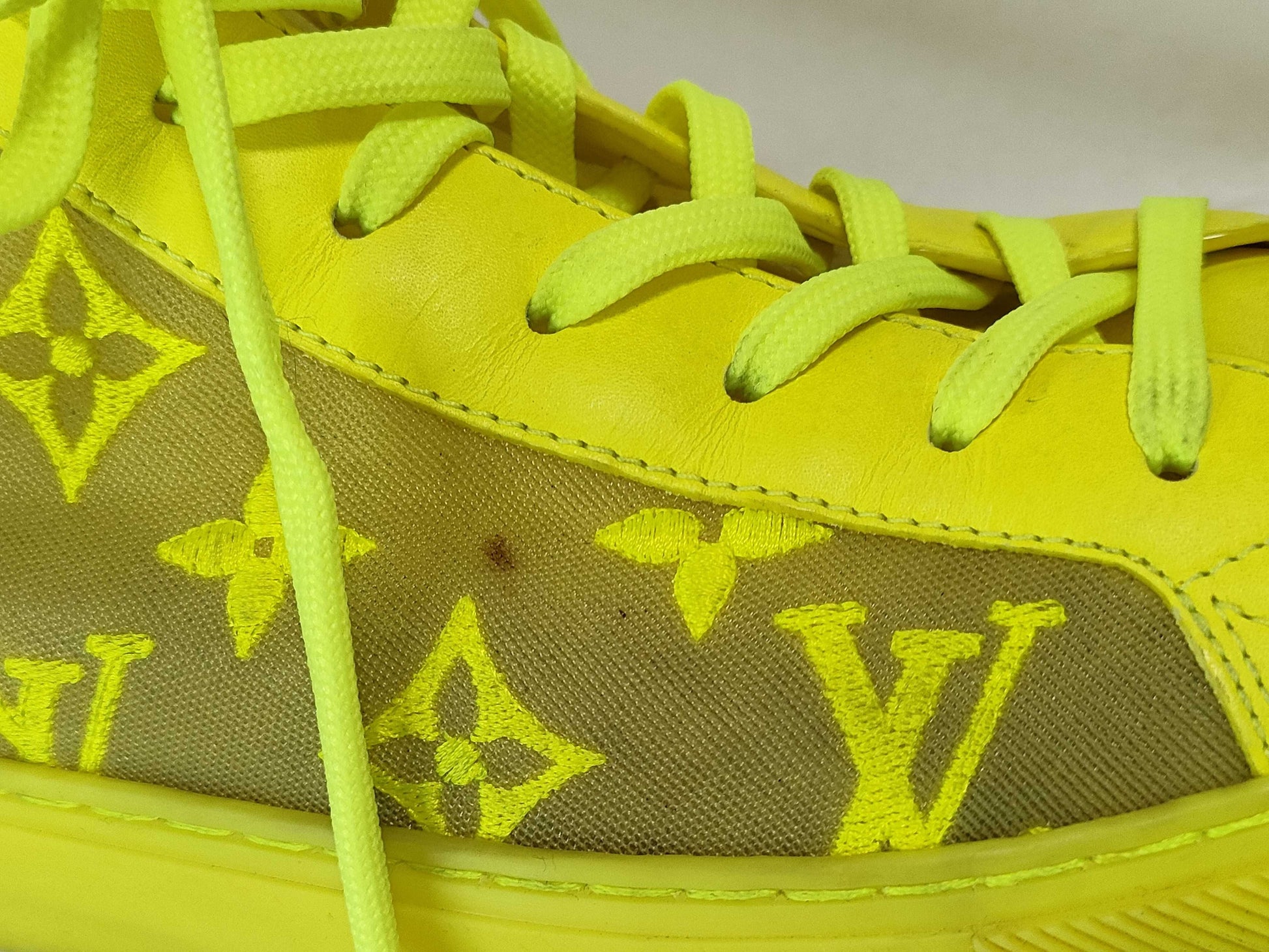 LOUIS VUITTON Tattoo Line High-Top Sneakers Men's Sneakers