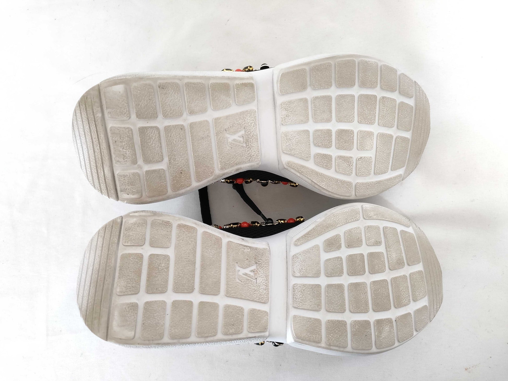 LOUIS VUITTON LOUIS VUITTON Monogram Beaded Sneakers Sneakers