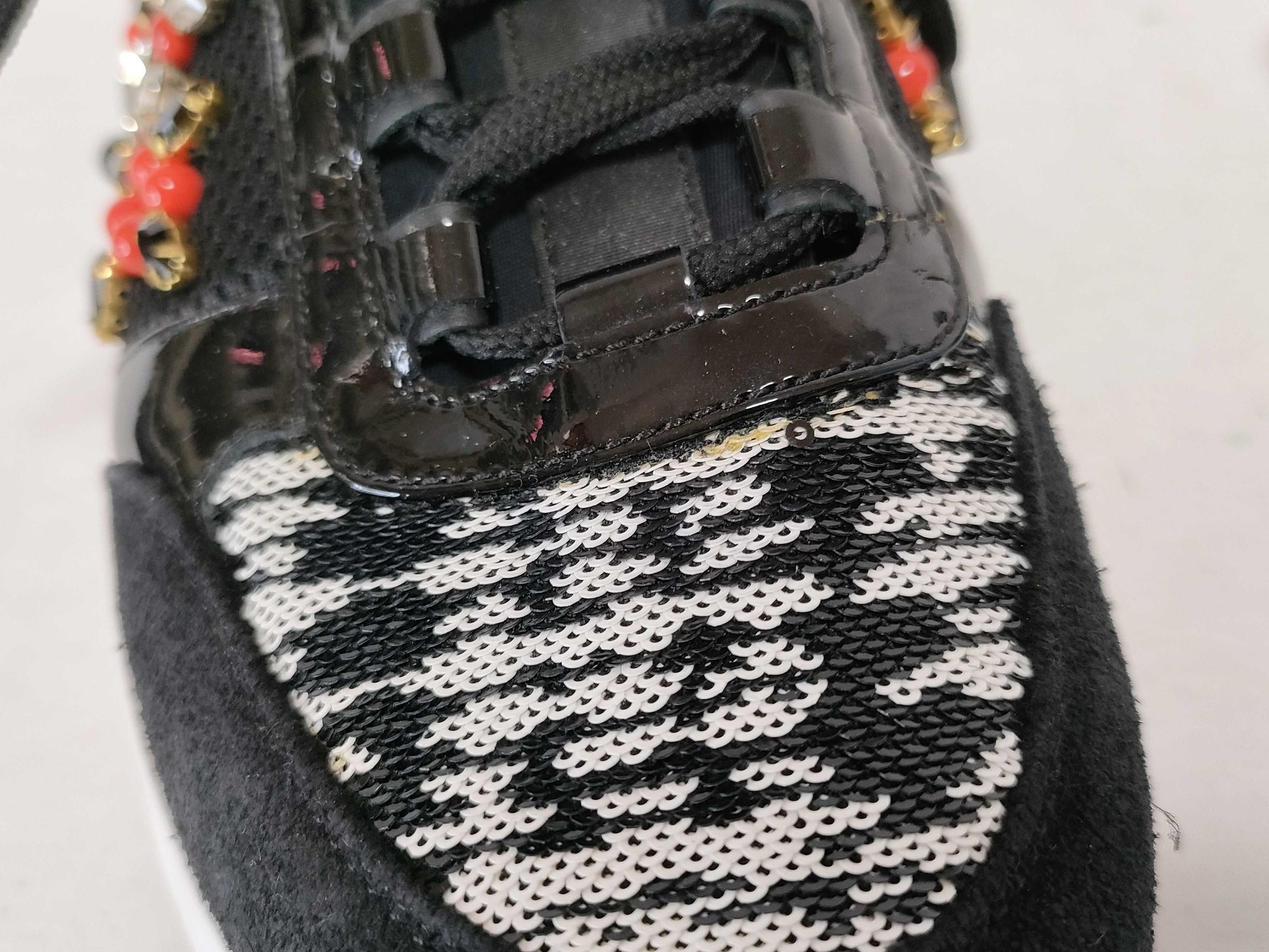 LOUIS VUITTON LOUIS VUITTON Monogram Beaded Sneakers Sneakers