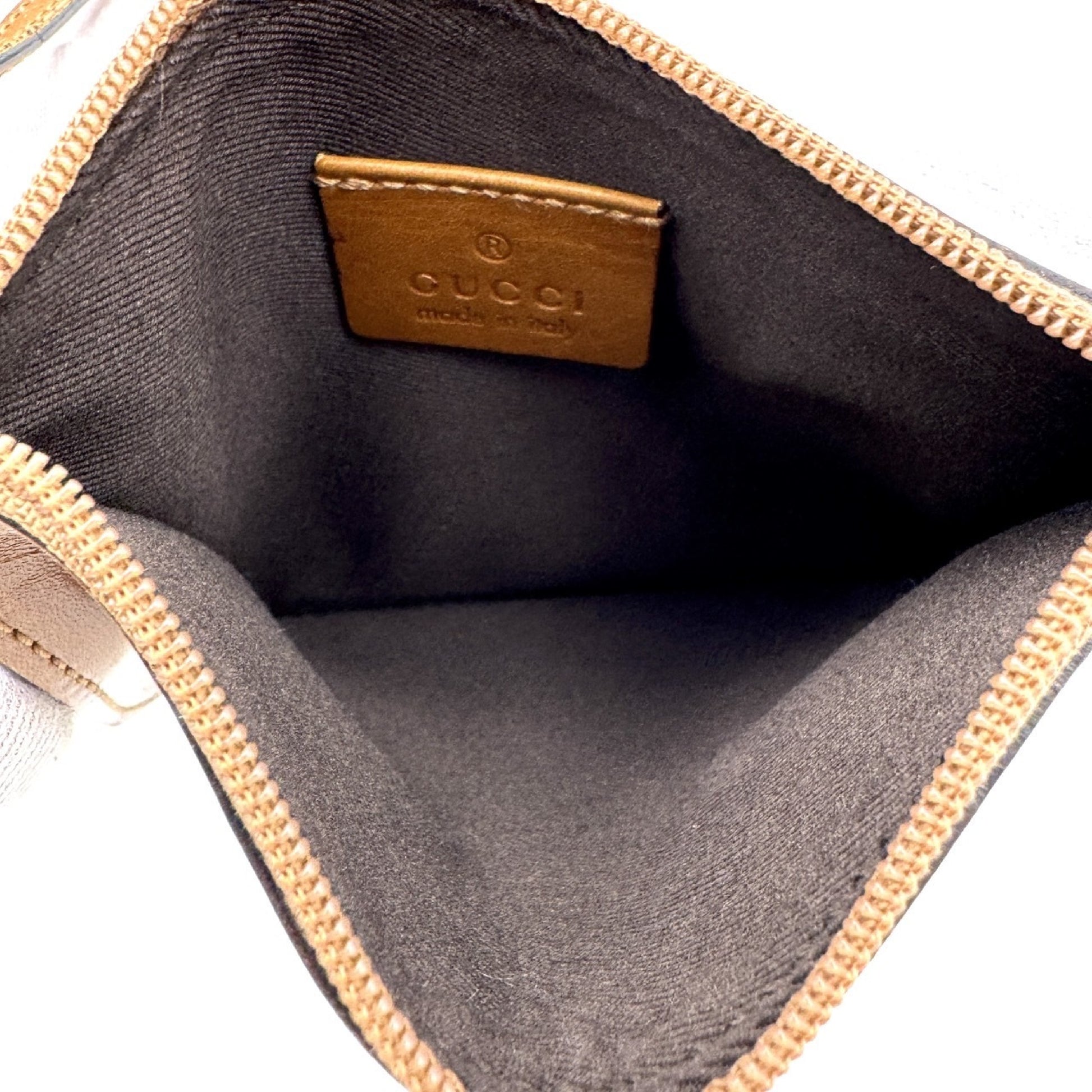 GUCCI GG Canvas Handbag Handbag