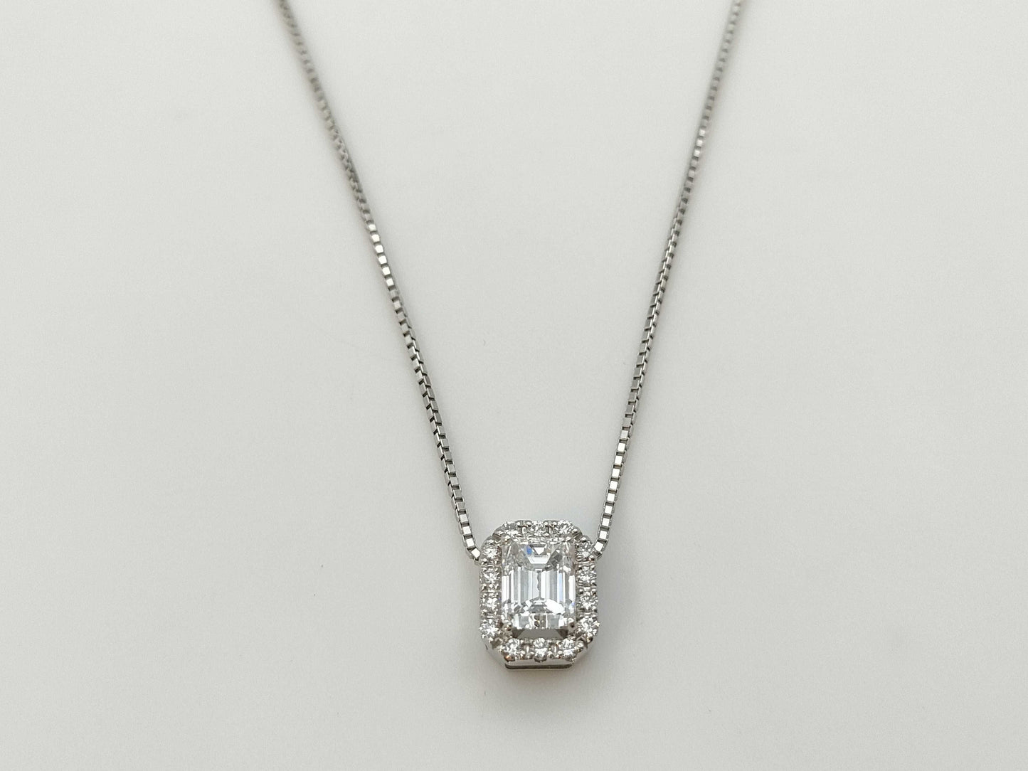 D0.717ct FD0.10ct PT900/850 4.2g Necklace 