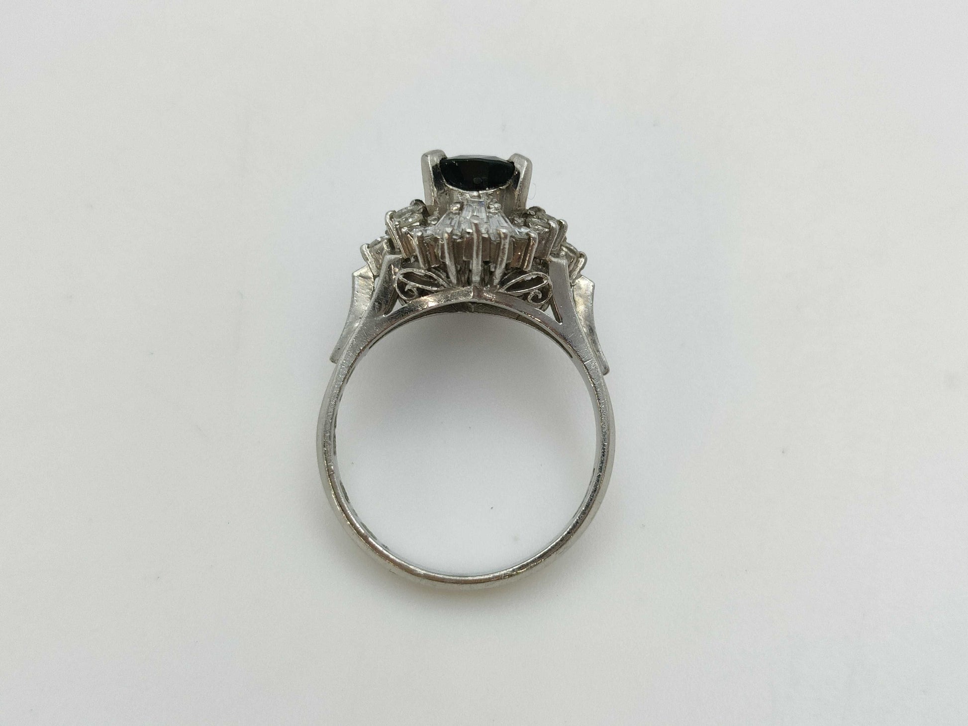 S2.46ct D0.61ct PT900 6.9g Ring 