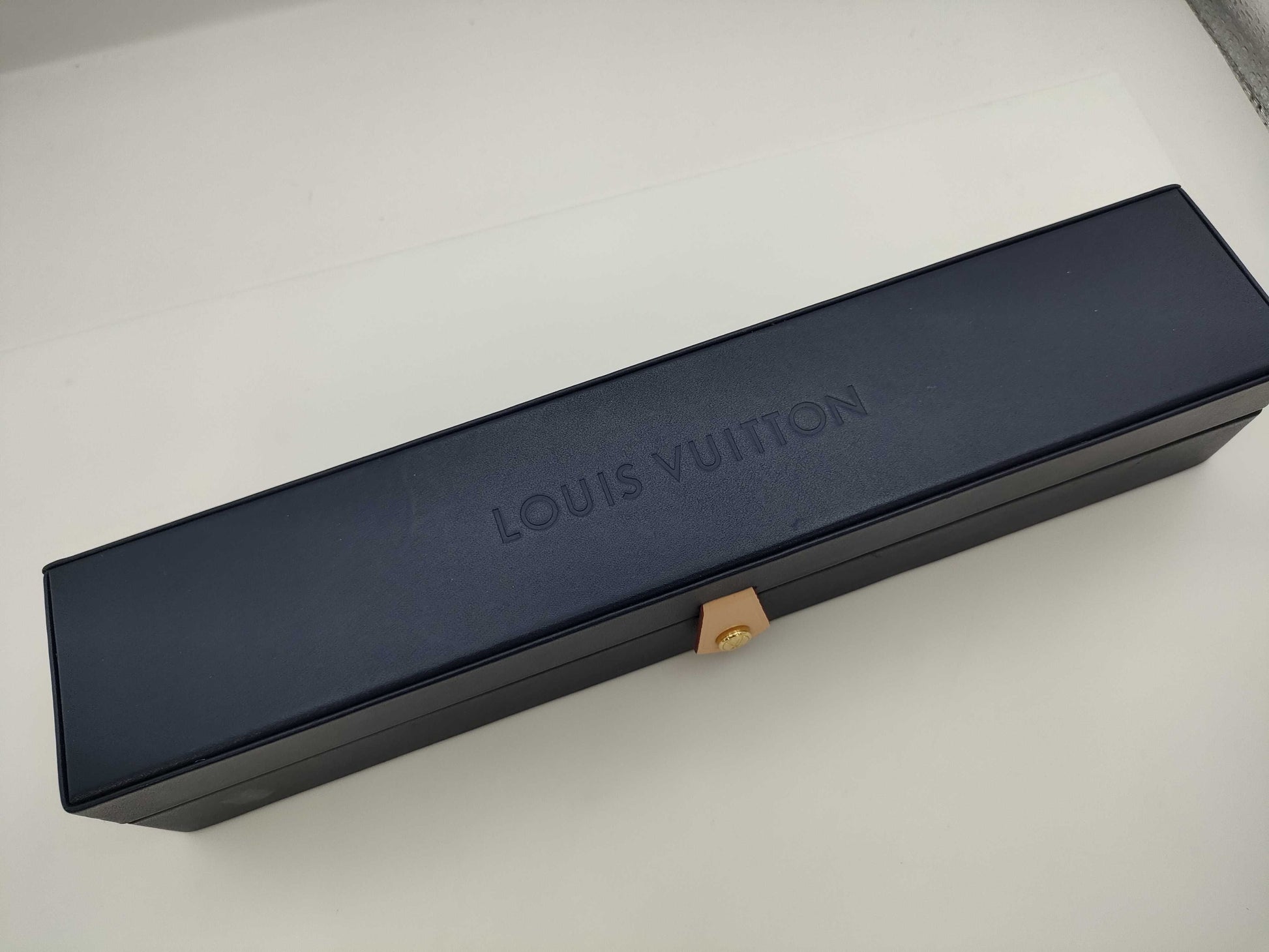 LOUIS VUITTON Volt #16 YG Au750 17.3g Bracelet/Bangle 