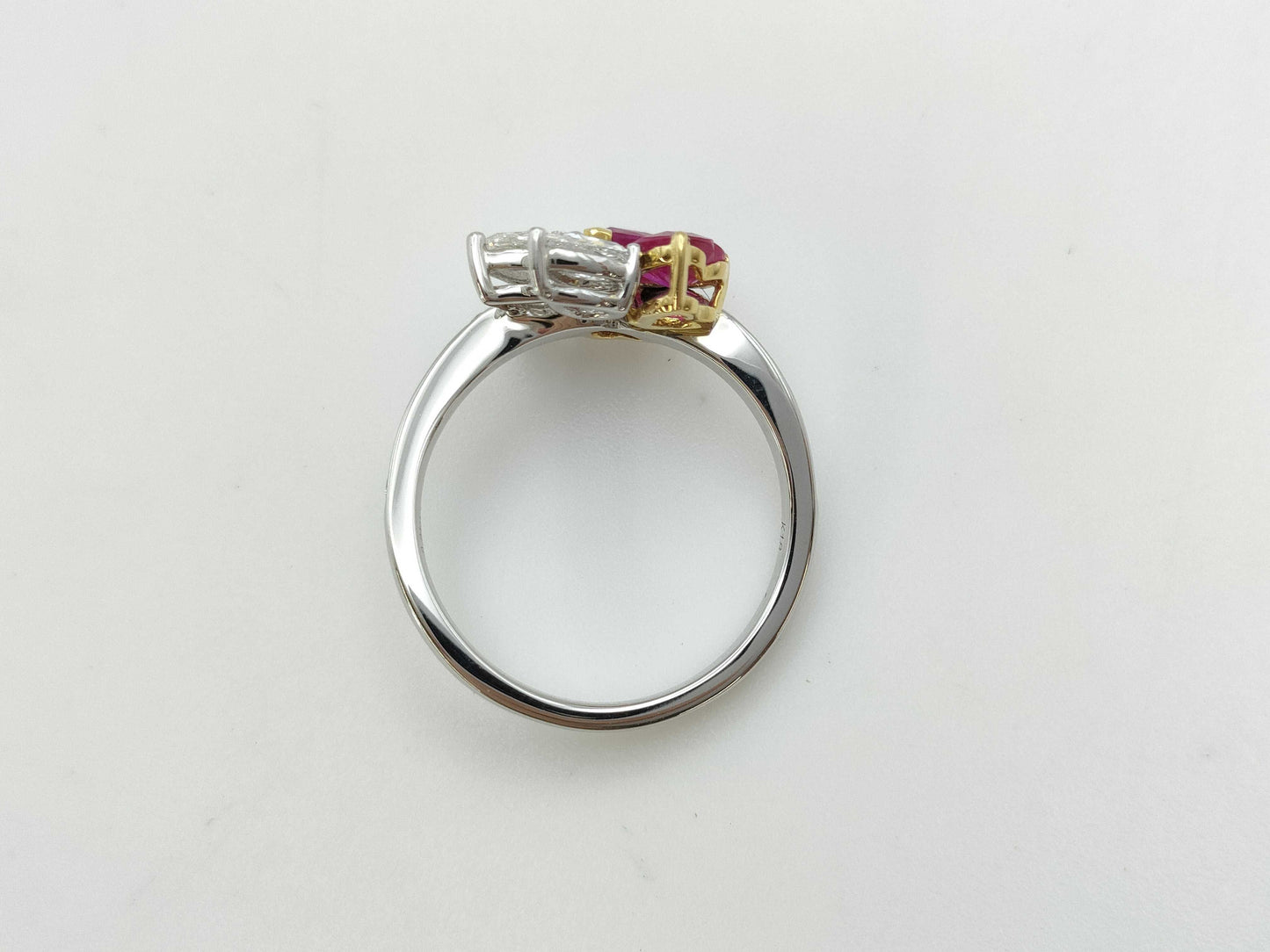 R0.94ct D0.63ct K18 4.0g Ring 
