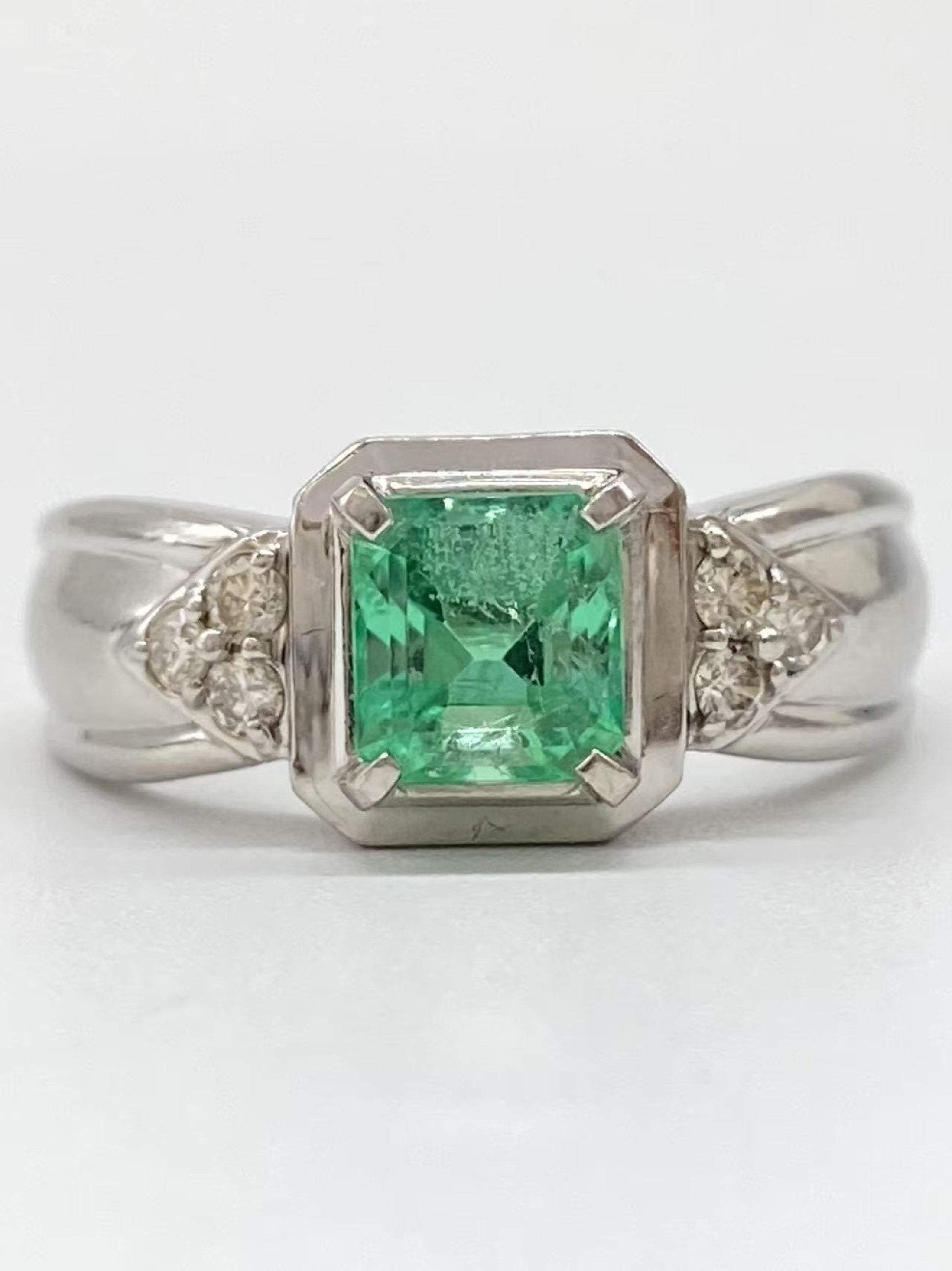 E1.0ct D0.2ct Pt900 8.0g Ring 