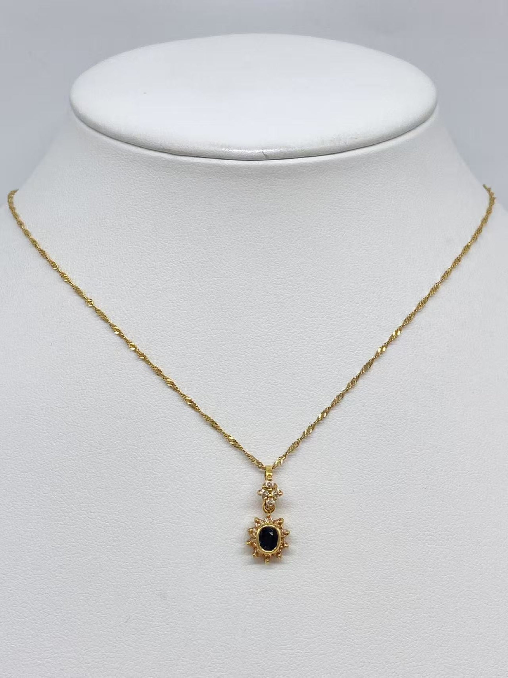 Sapphire and Diamond 585 2.5g Necklace 