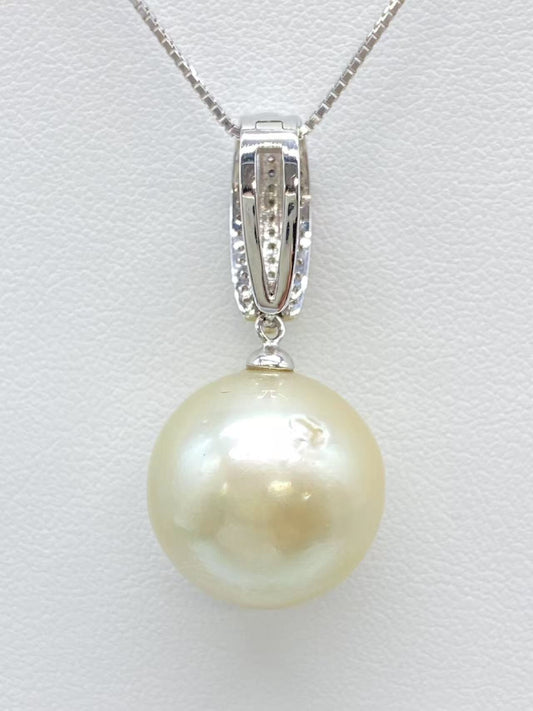 Pearl 16.7mm D0.18ct K18WG 12.1g Necklace 