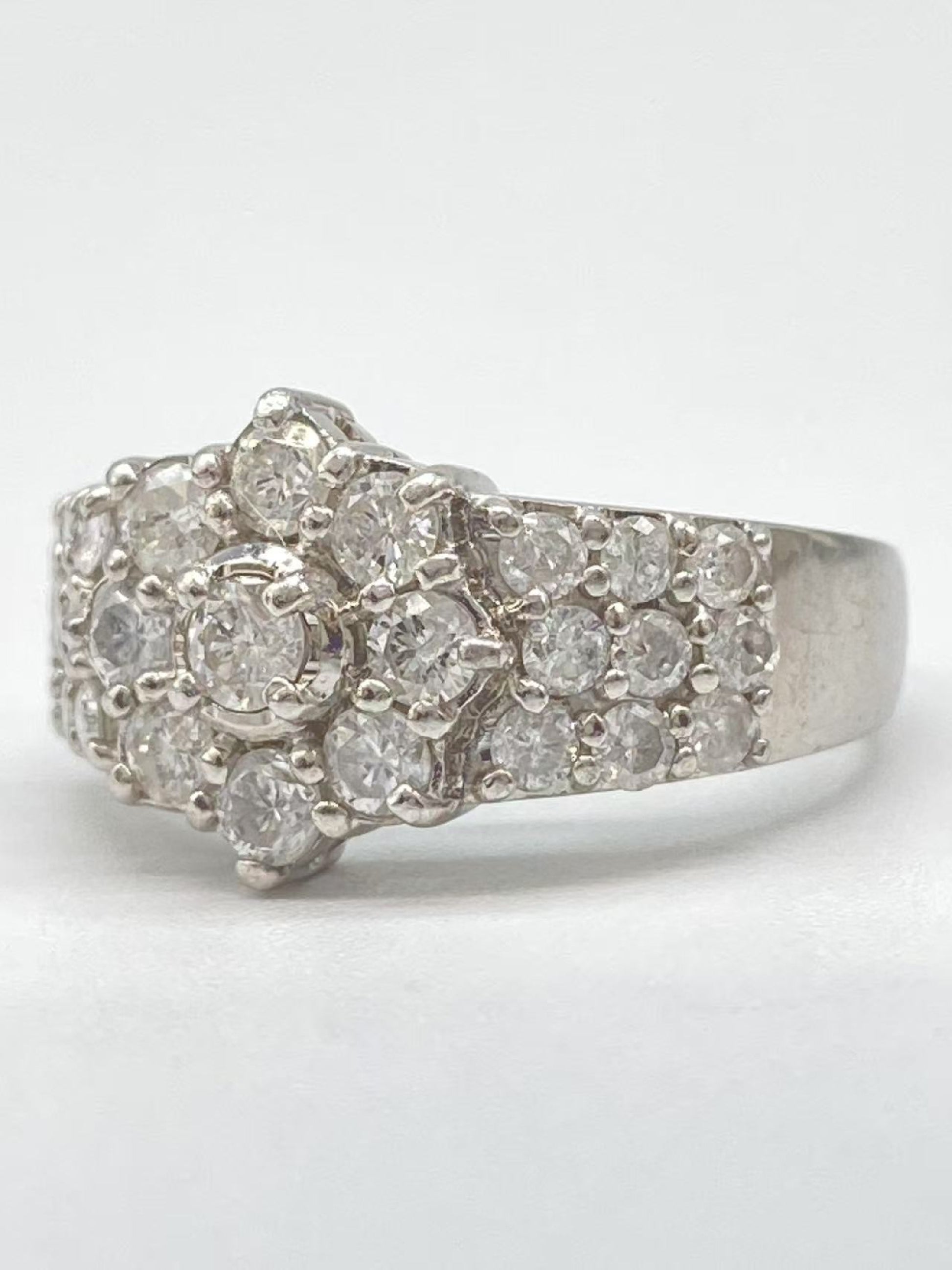 D1.05ct Pt900 5.5g Ring 