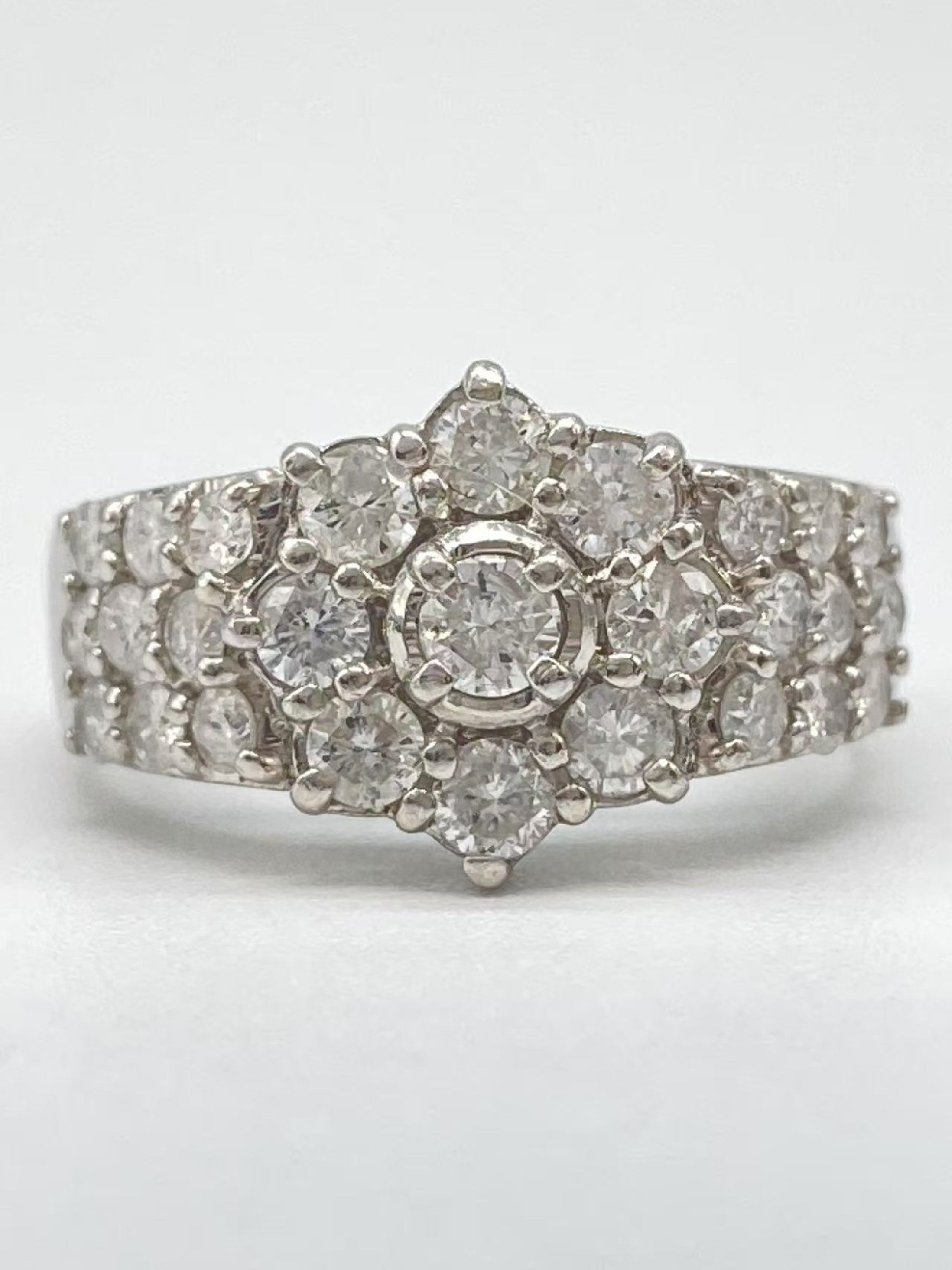 D1.05ct Pt900 5.5g Ring 