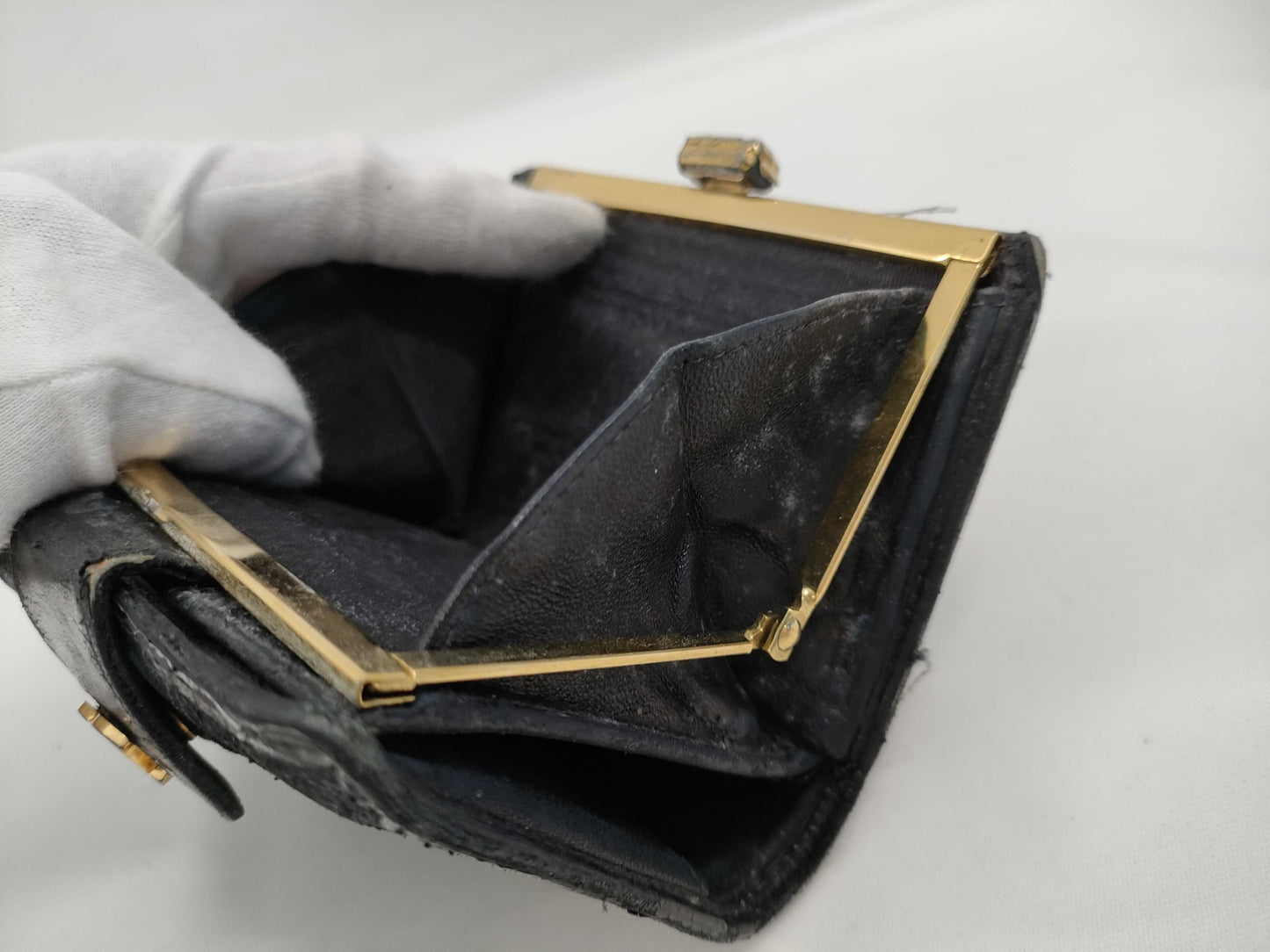 CHANEL Bicolor Lambskin Bifold Wallet