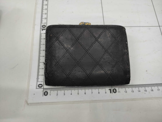 CHANEL Bicolor Lambskin Bifold Wallet
