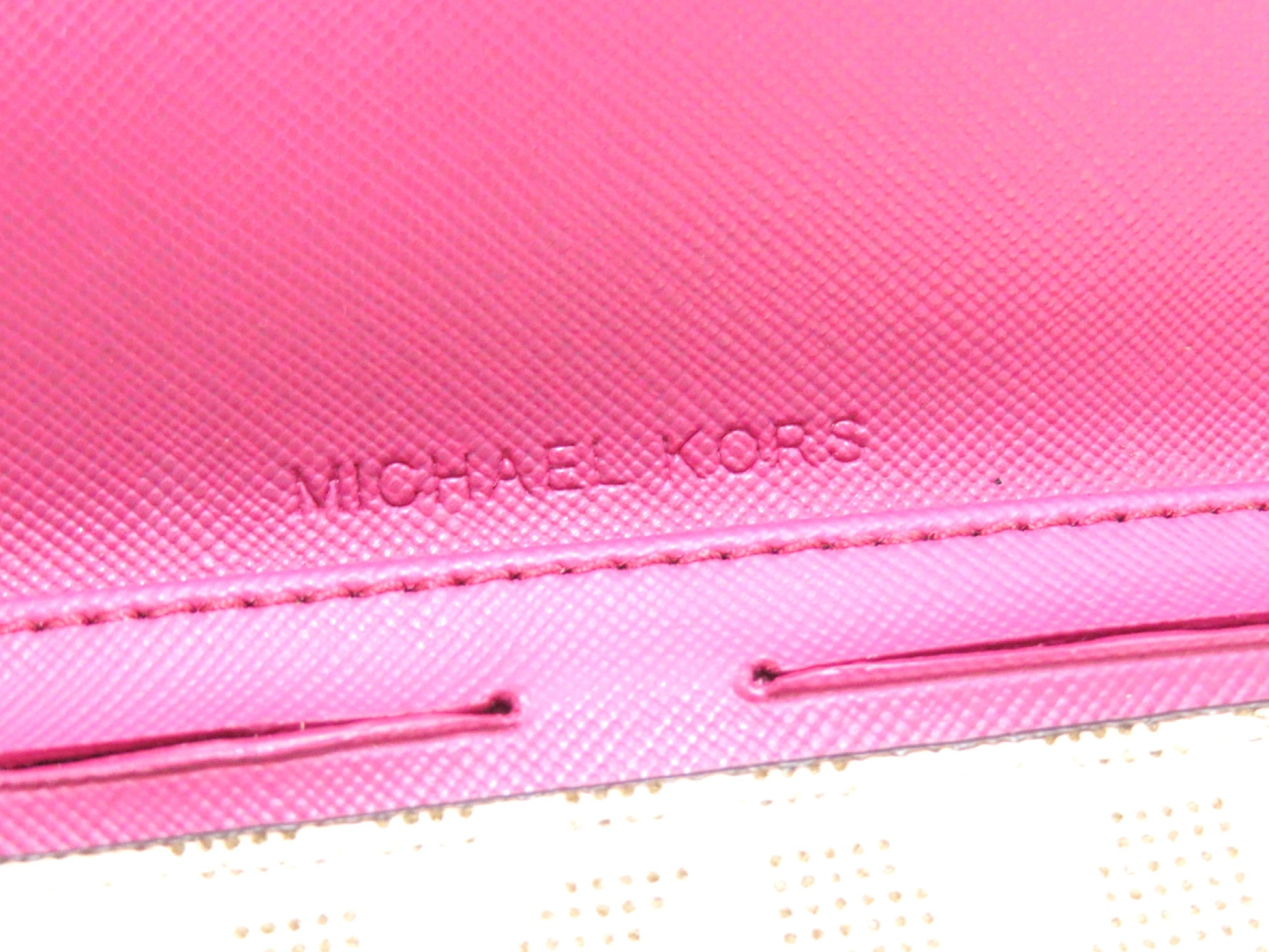 Michael Kors Michael Kors Leather Pouch I-1211 White