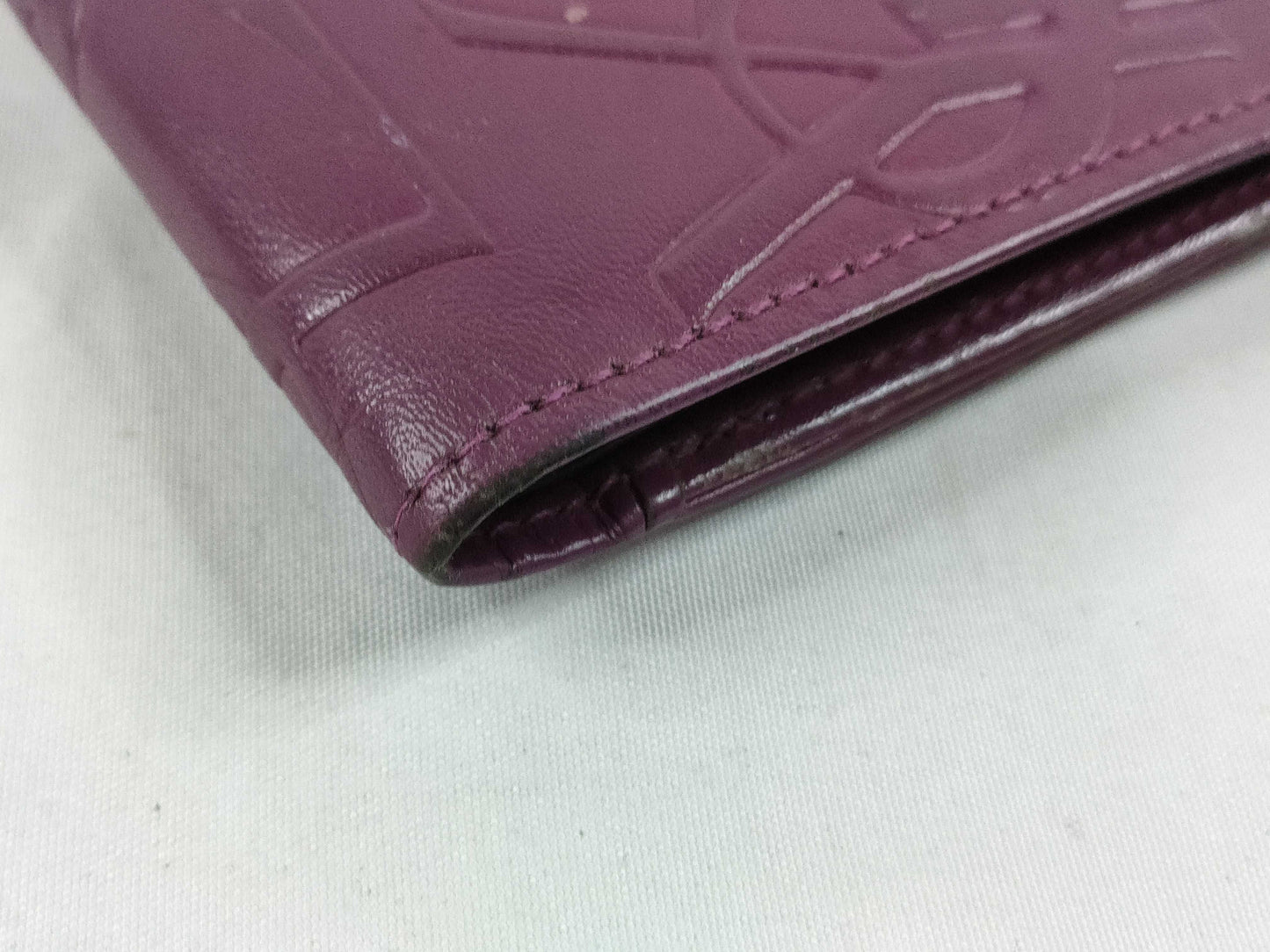 Yves Saint Laurent Leather Bifold Wallet Purple