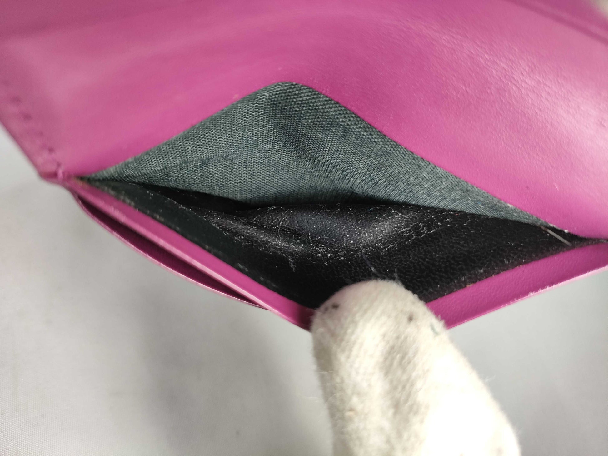 Yves Saint Laurent Leather Bifold Wallet Purple