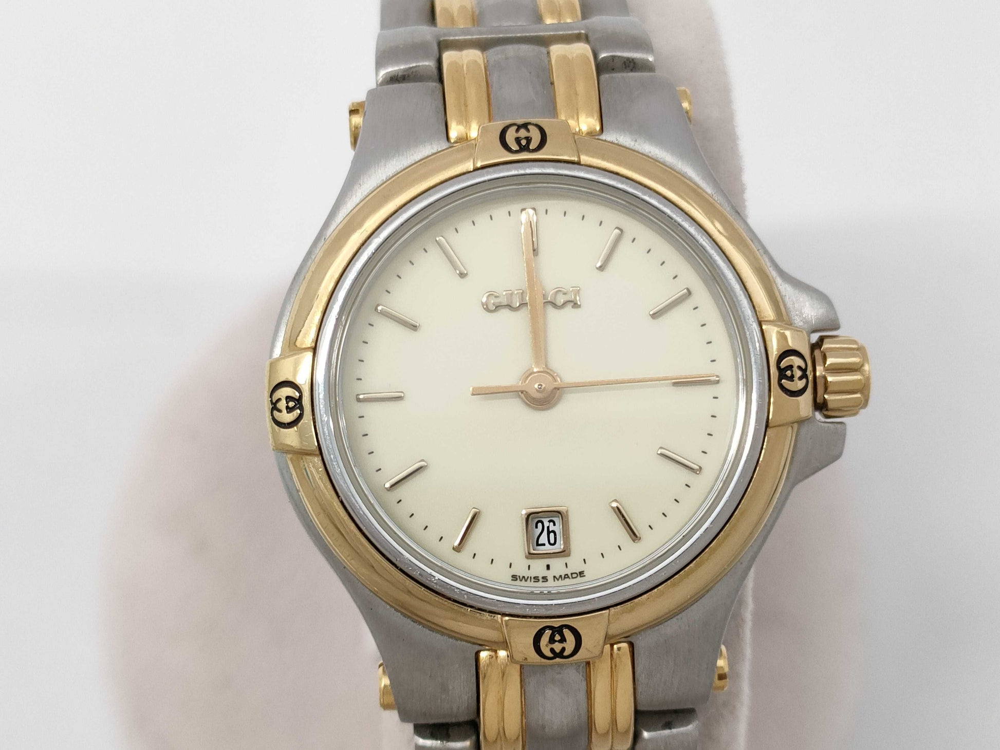 GUCCI 9040L 0018159 QZ Women's Watch, Not Working, No Operational Guarantee