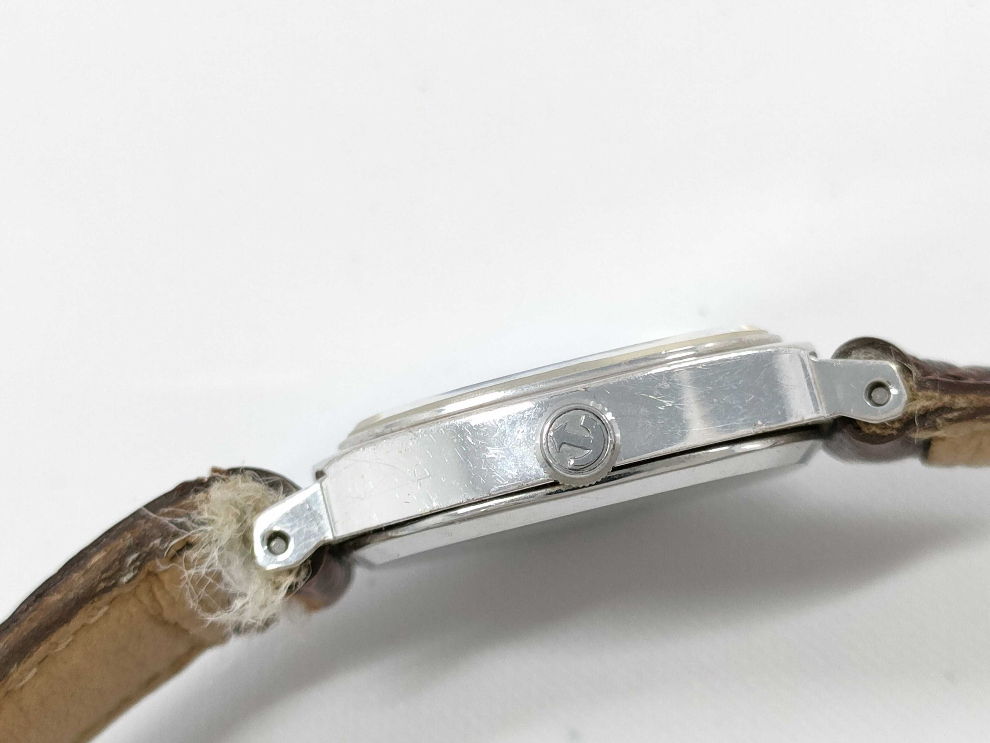 RADO 121.9507.2 K0410143 QZ Women's Watch 