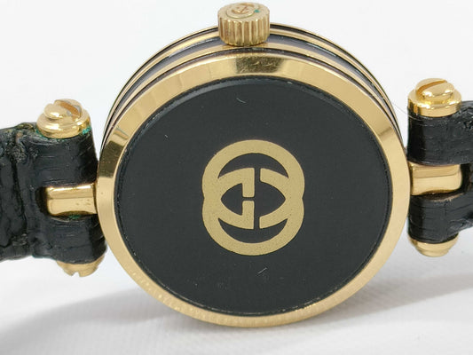 GUCCI Shelly Quartz Black Dial Women's Watch Not Working/No Operational Guarantee