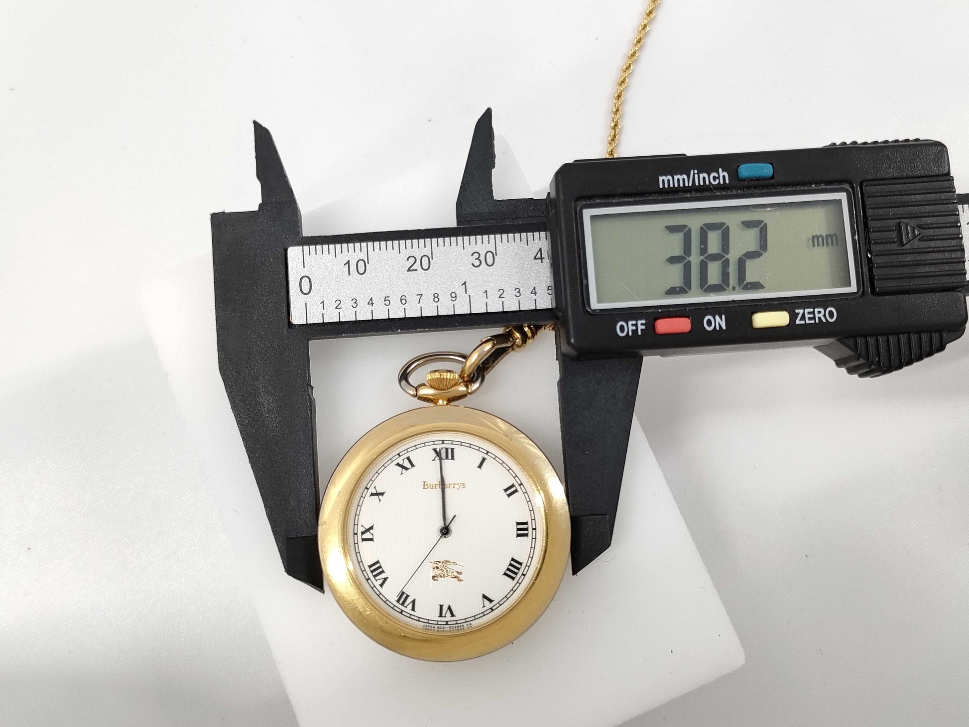 BURBERRY 720026 QZ Pocket Watch 