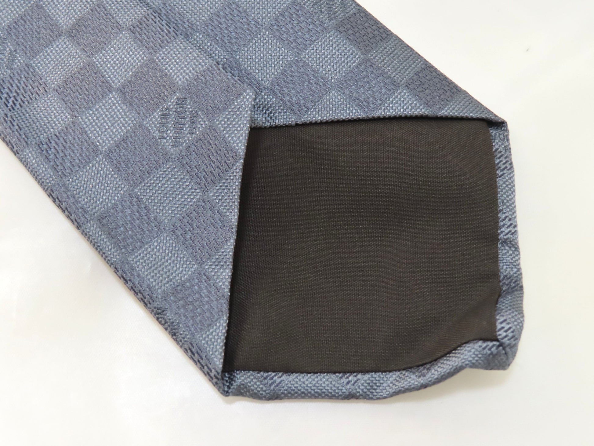 LOUIS VUITTON Damier LV Cravate Damier Classic M78754 Wallet with Unknown Serial Number