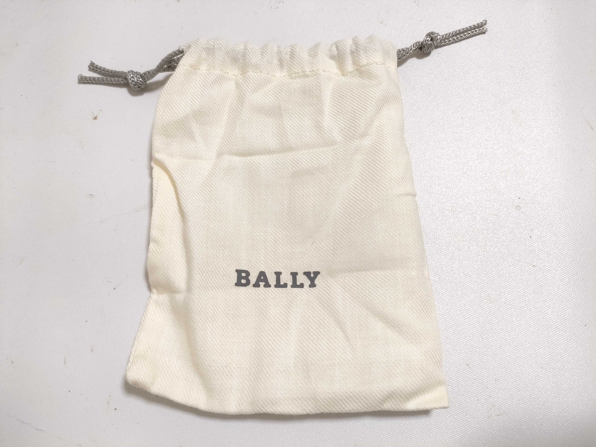 BALLY Leather 6-Key Case, Beige