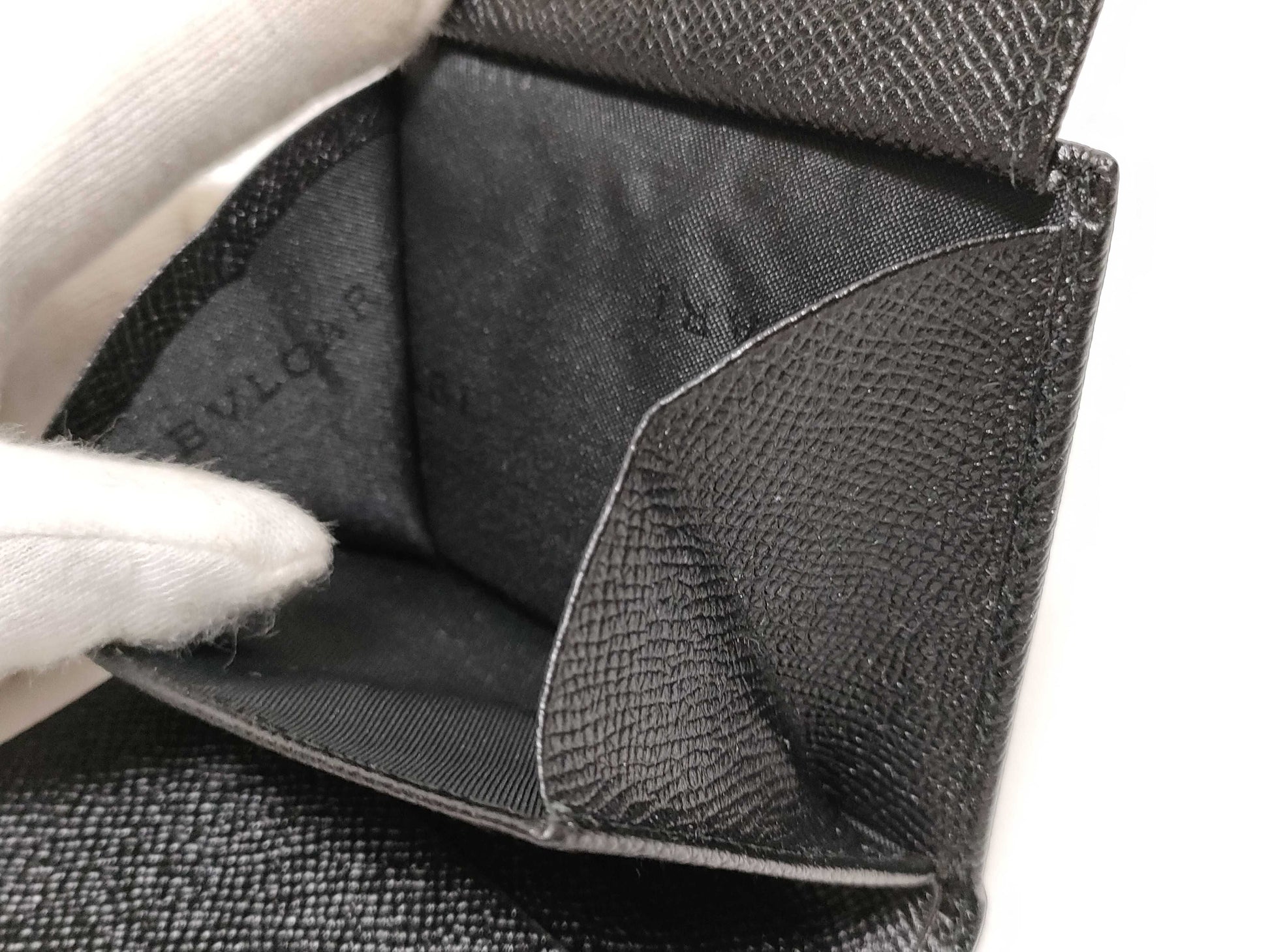 BVLGARI B.zero1 Leather Bifold Wallet Black
