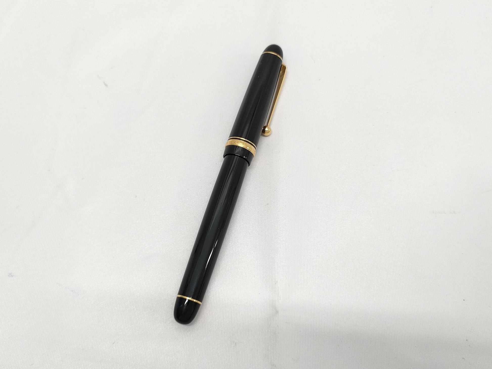 Pilot 14K585 Fountain Pen Pens & Fountain Pens