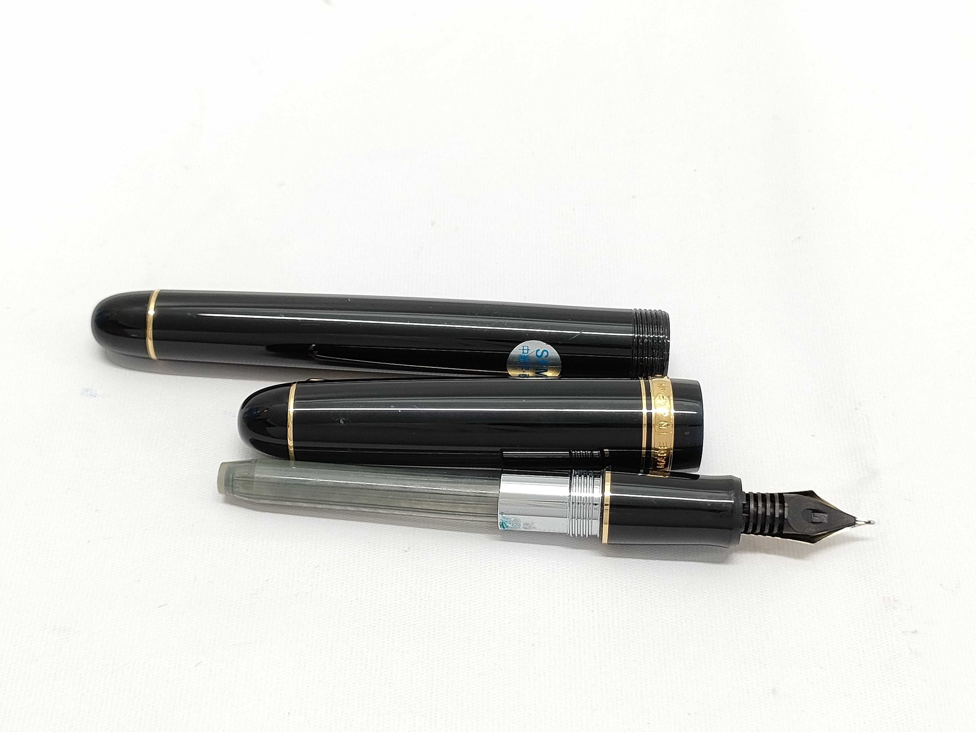 Pilot 14K585 Fountain Pen Pens & Fountain Pens
