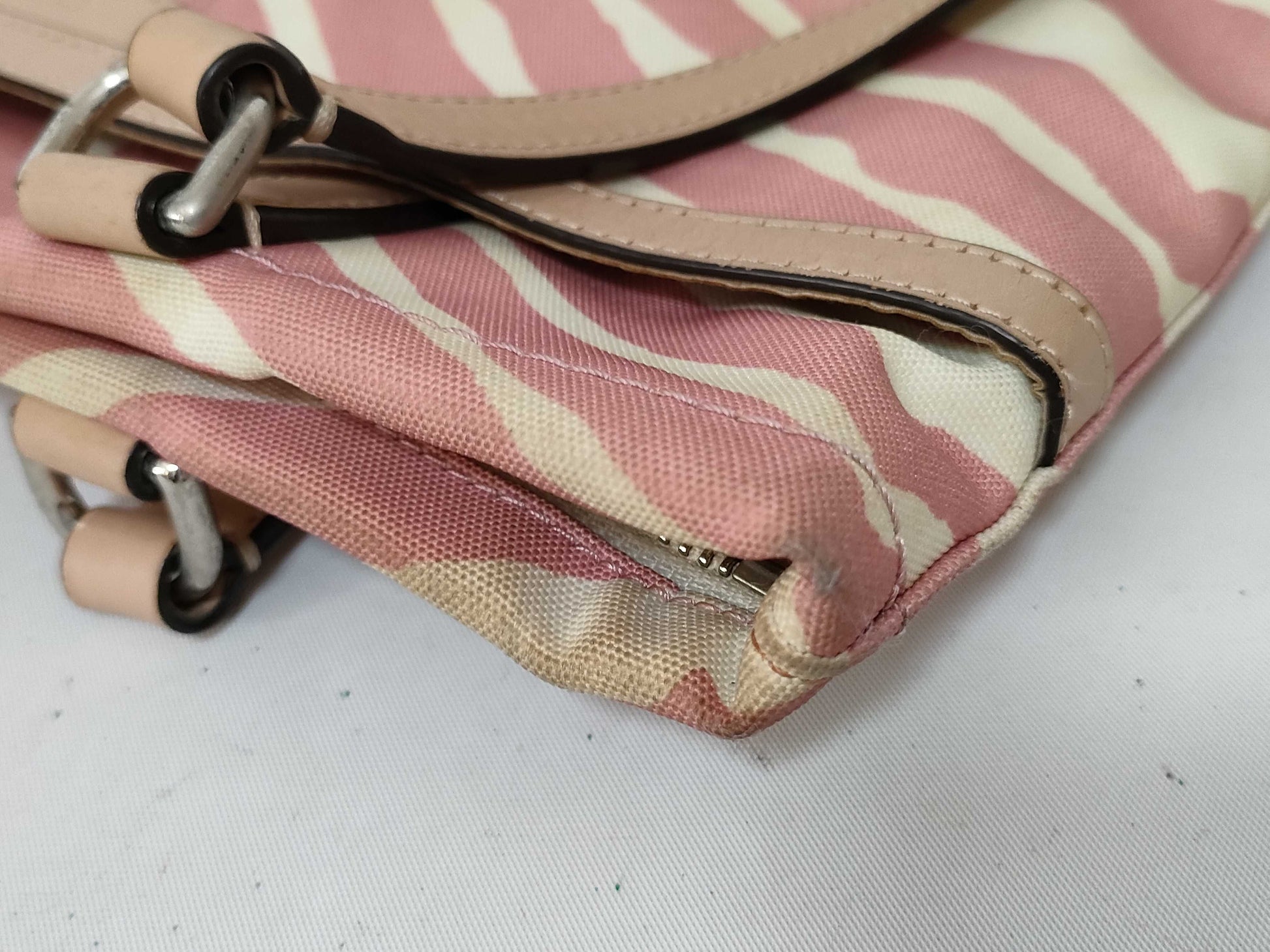 COACH Signature Coach Tote Bag Set of 2