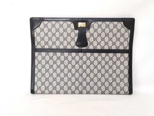 GUCCI GG Supreme Clutch Bag Navy