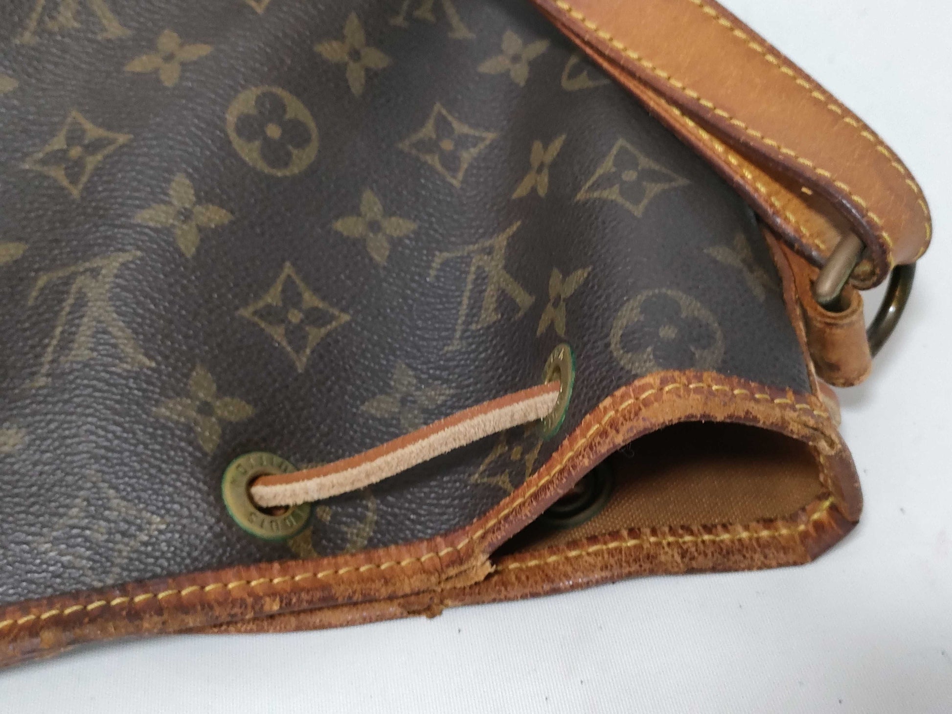 LOUIS VUITTON M42224 Monogram LV Monogram Noe M42224 AR0040 Shoulder Bag
