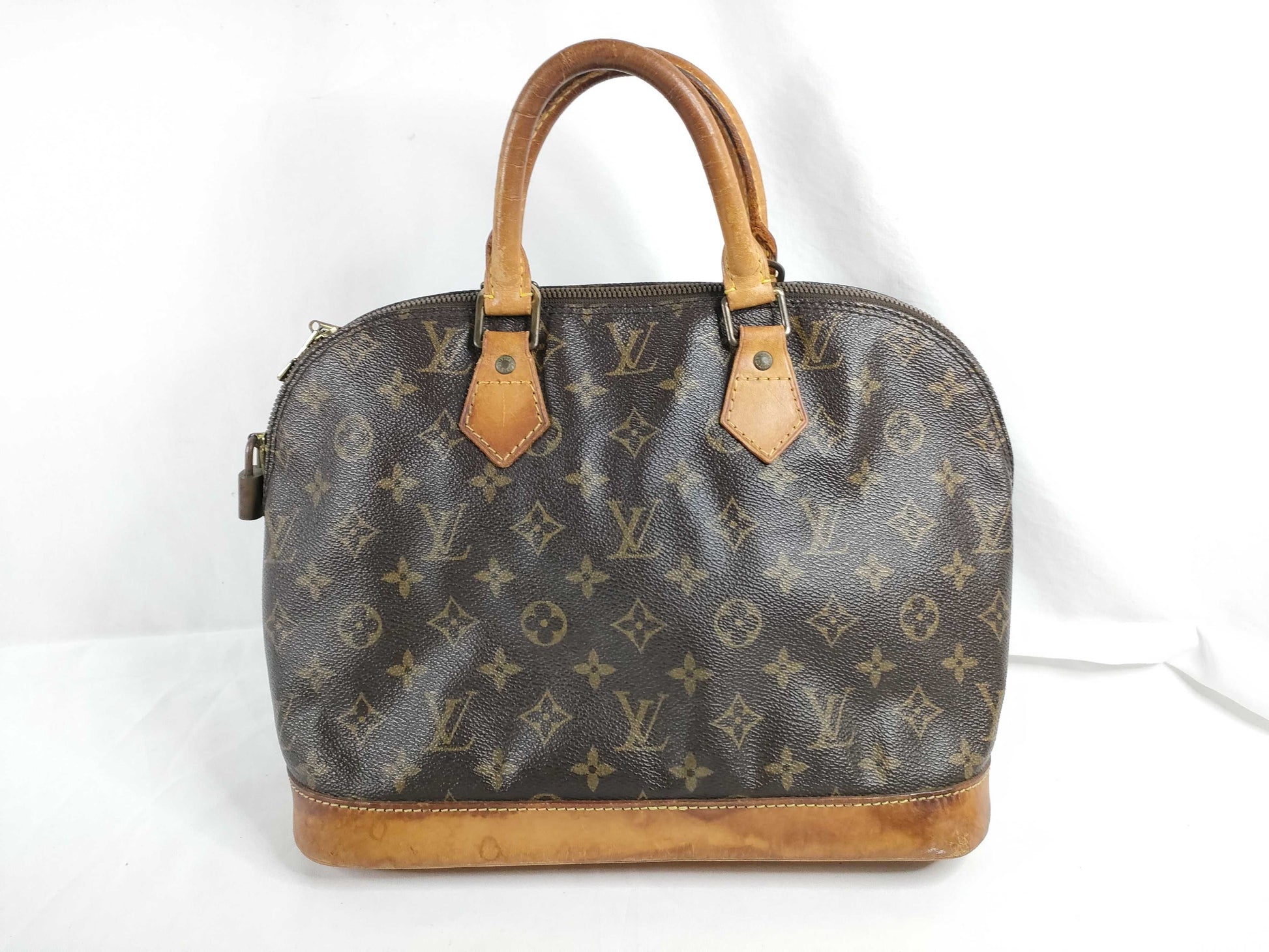 LOUIS VUITTON M53151 Monogram LV Monogram Alma PM M53151 VI1924 Handbag