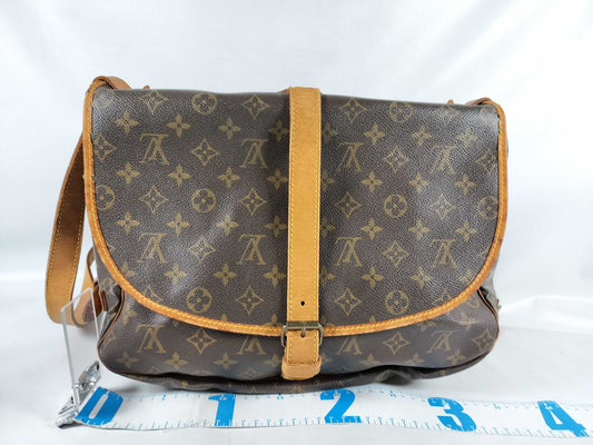LOUIS VUITTON Monogram LV Monogram Saumur 35 M42254 894 FC Shoulder Bag