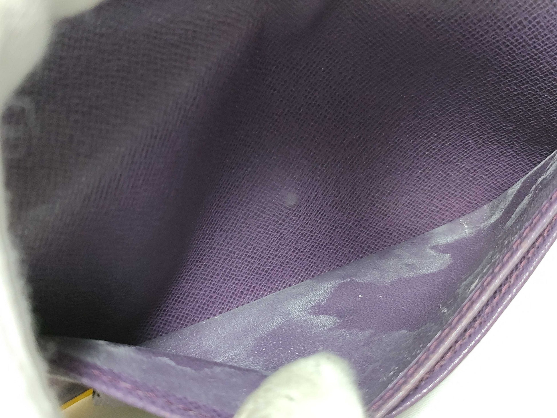 LOUIS VUITTON Epi LV Epi Continental Viennois M63259 MI1918 Wallet