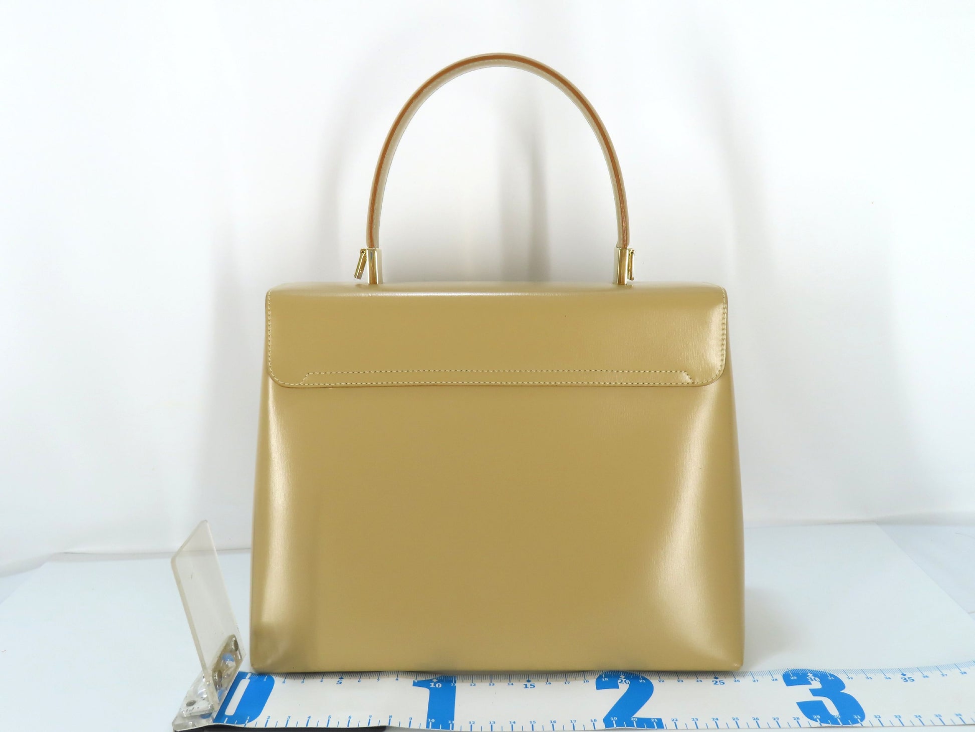 Salvatore Ferragamo Gancini Leather 2-Way Handbag AF-21 0290 Beige