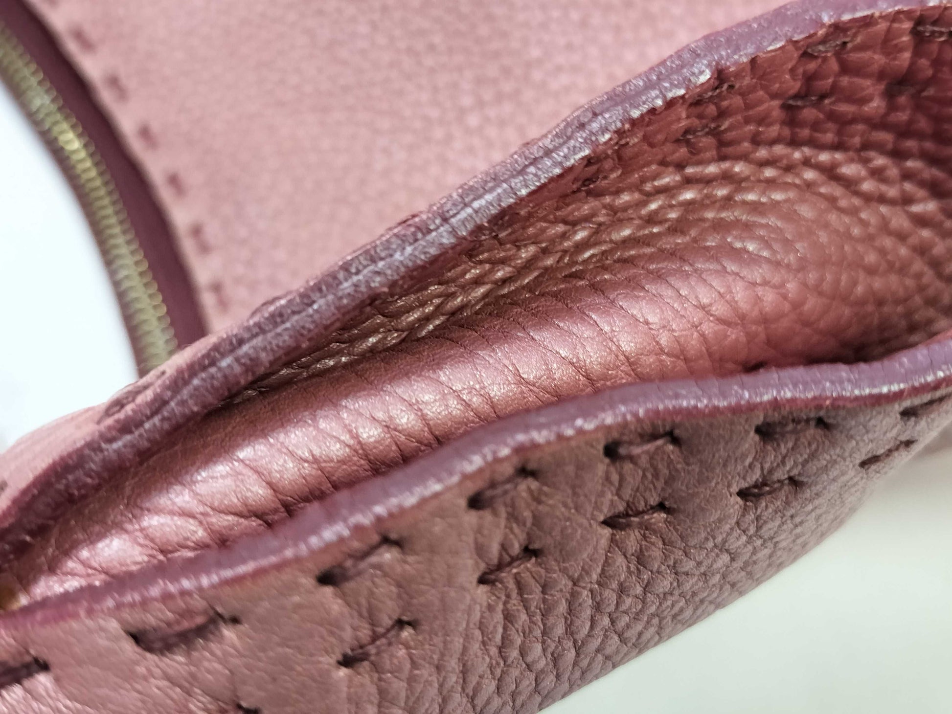 FENDI Selleria Leather One-Shoulder Bag Pink Shoulder Bag