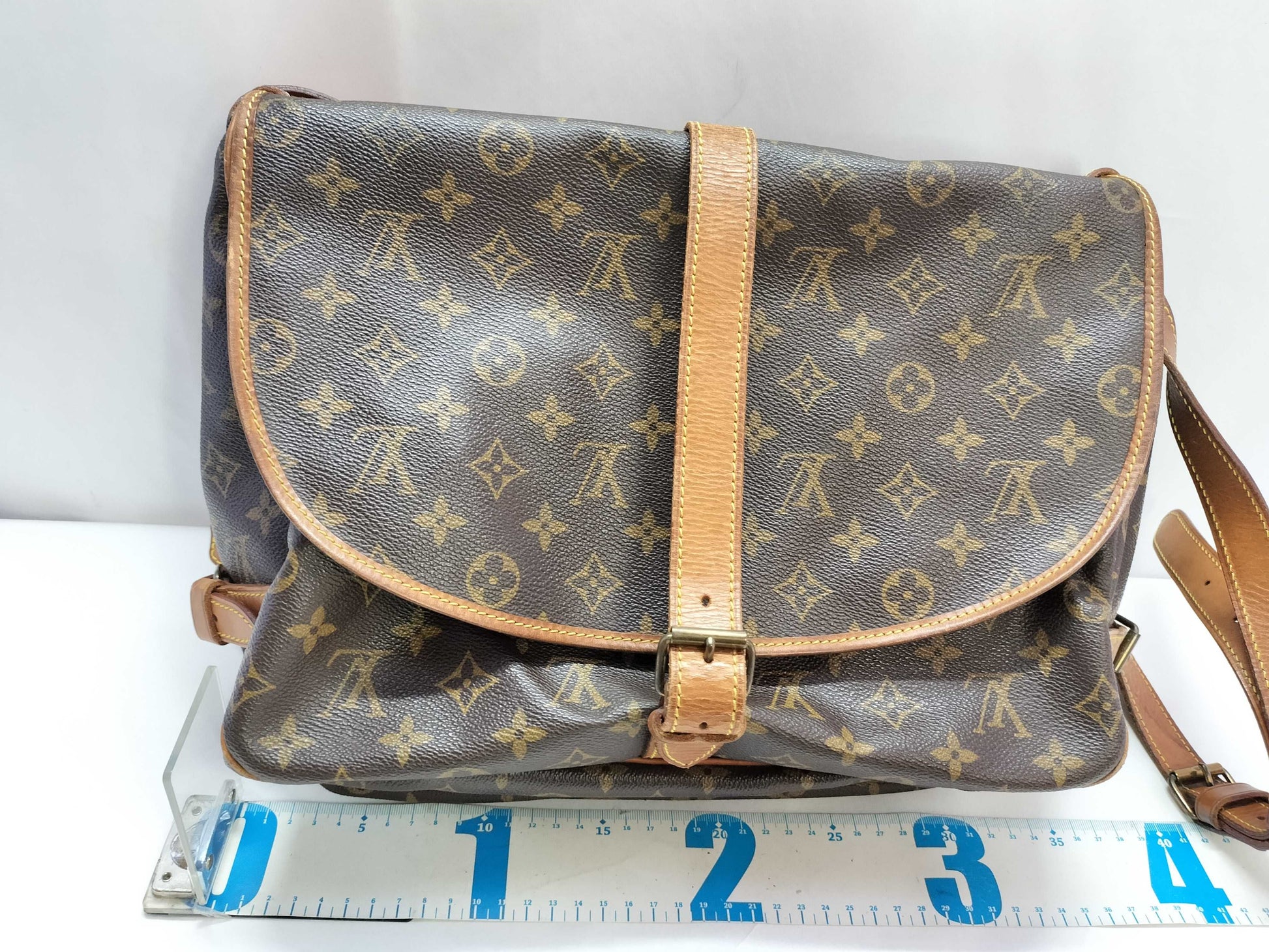 LOUIS VUITTON Monogram LV Monogram Saumur 35 M42254 8904VI Shoulder Bag