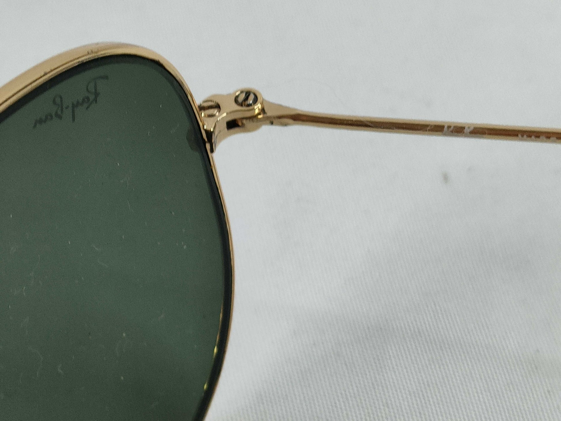  Ray-Ban Metal Sunglasses Gold x Black Sunglasses/Eyeglasses