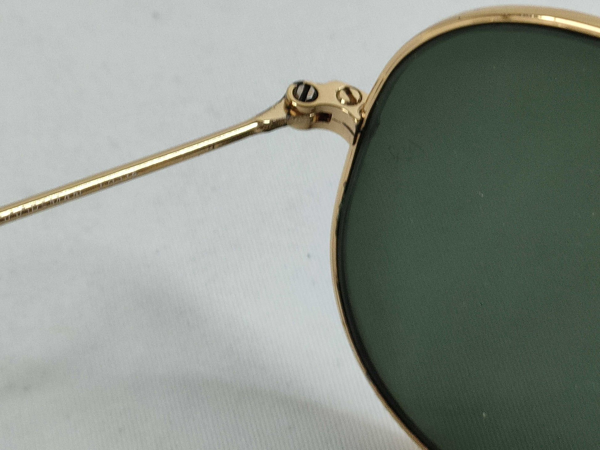  Ray-Ban Metal Sunglasses Gold x Black Sunglasses/Eyeglasses