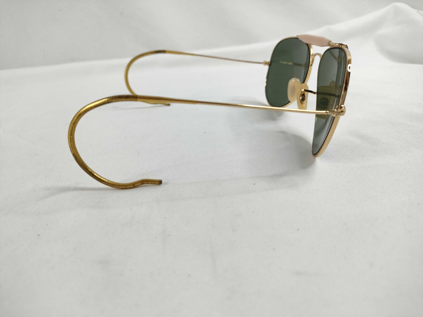  Ray-Ban Metal Sunglasses Gold x Black Sunglasses/Eyeglasses